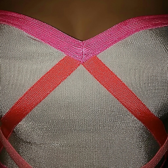 Beautiful Strapless White Dress with Colorful - Picture 6 of 8